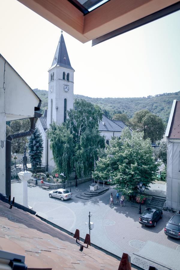 LaBor Kvártély Tokaj Exterior foto